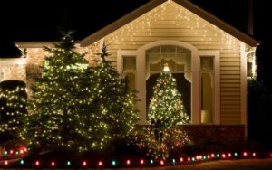 decorate-for-holidays-winter-home-energy-saving-tips-Cumming-Home-Aurora